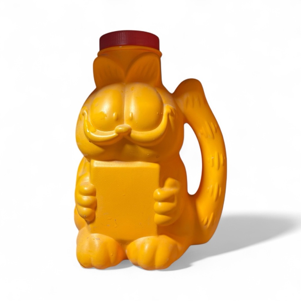 Yellow Cat-Shaped Decorative Container